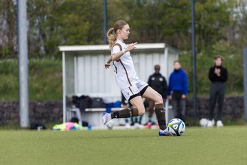 Bild 89 - wBJ Rissen - St. Pauli : Ergebnis: 3:1